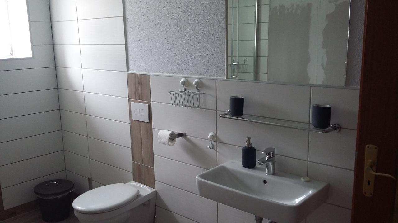 Landgasthof Schaenzer Voerde Buitenkant foto