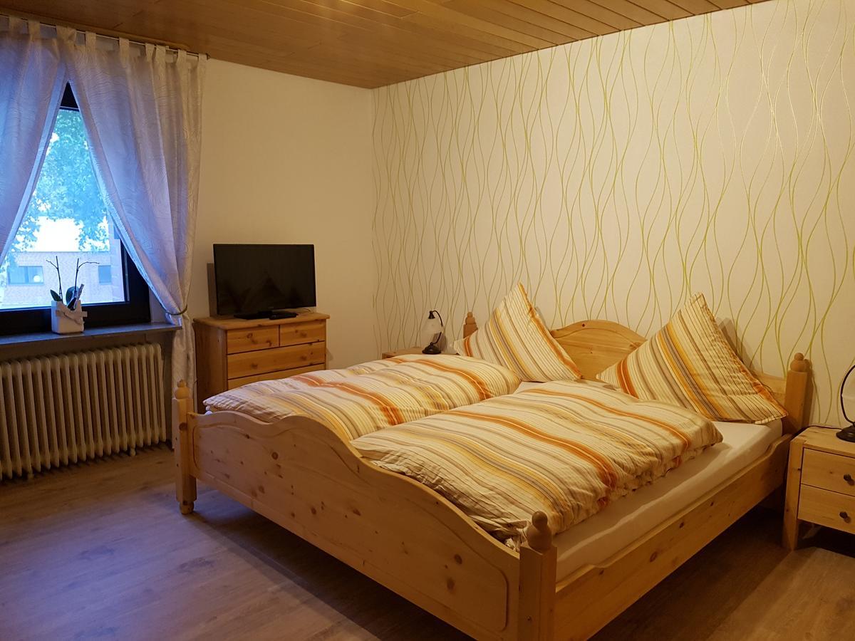 Landgasthof Schaenzer Voerde Buitenkant foto