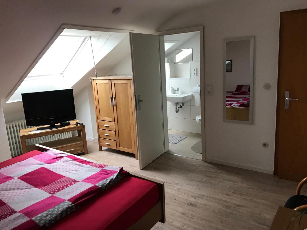 Landgasthof Schaenzer Voerde Buitenkant foto
